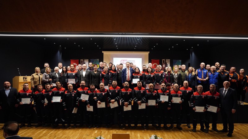 Beylikdüzü Nefes Arama Kurtarma Ekipleri Akreditasyon Sertikalarını Aldı