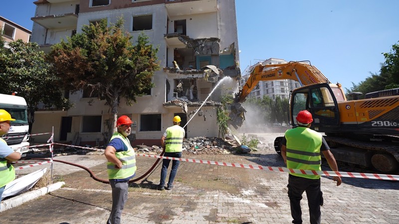 Beylikdüzü’nde Riskli Yapıların Dönüşümü Devam Ediyor