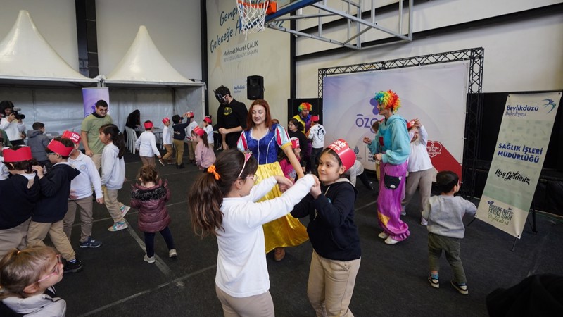 “Sosyal Belediyecilik Şenliği” Renkli Görüntülere Sahne Oldu