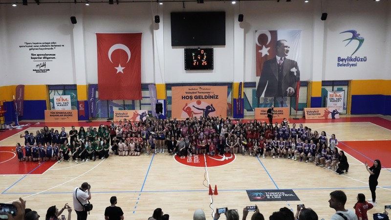 Beylikdüzü Belediyesi Voleybol Turnuvası Sona Erdi
